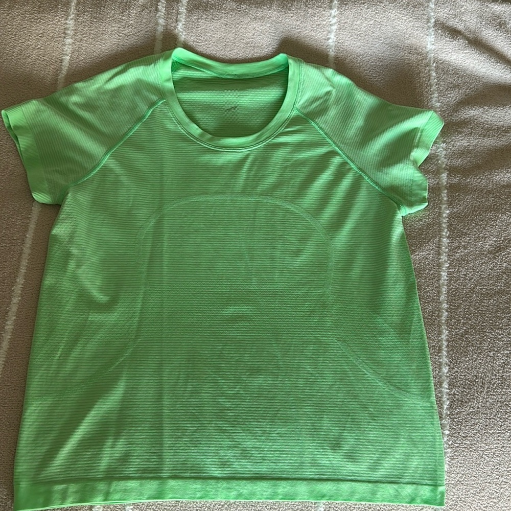 Lululemon shirt